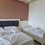 Landi 4* Ksamil