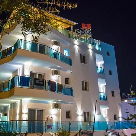 Aparthotel Landi 3*