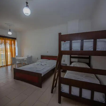 Landi Ksamil