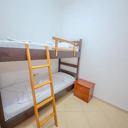 Aparthotel Landi