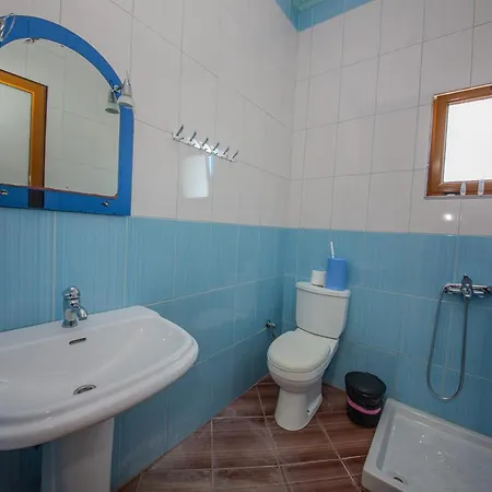 Landi Aparthotel Ksamil