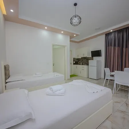 Landi Ksamil
