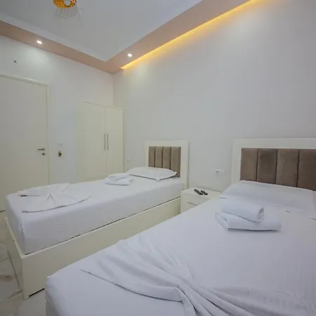 Landi 4* Ksamil