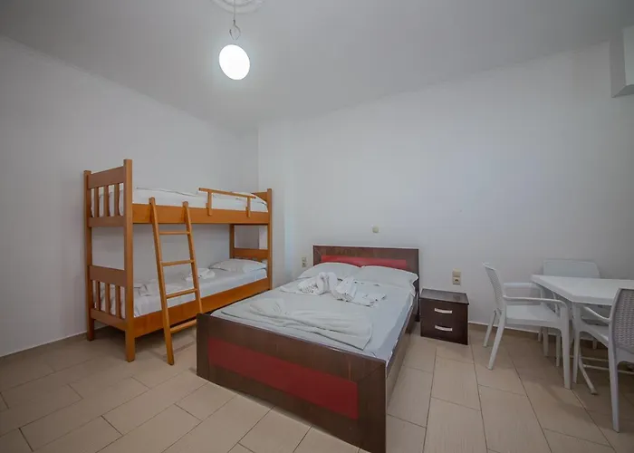 Apart Otel Landi Ksamil