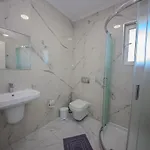 Landi Ksamil