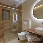 Landi Hotel 4*