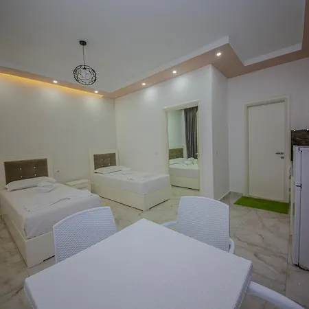 Landi 4* Ksamil