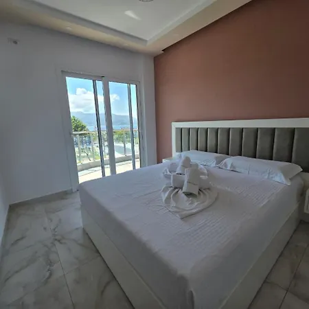 Landi 4* Ksamil