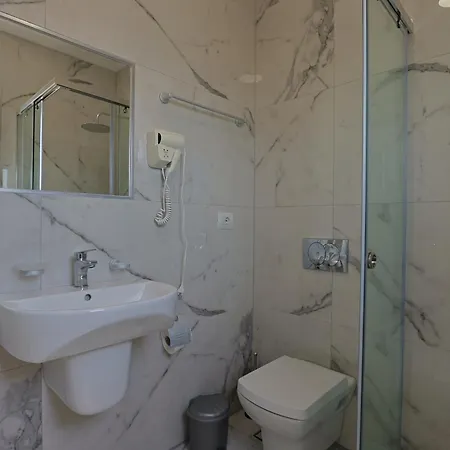 Landi Hotel Ksamil