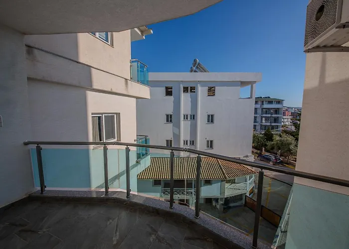 Aparthotel Landi Ksamil