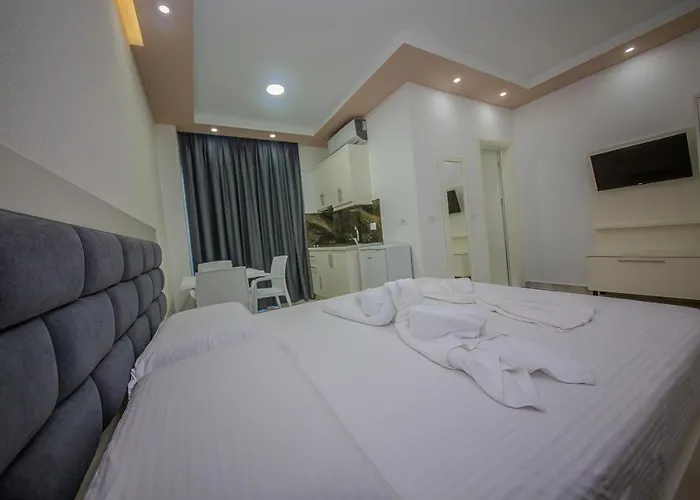 Landi Aparthotel 3*