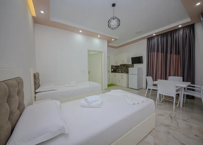 Landi Ksamil